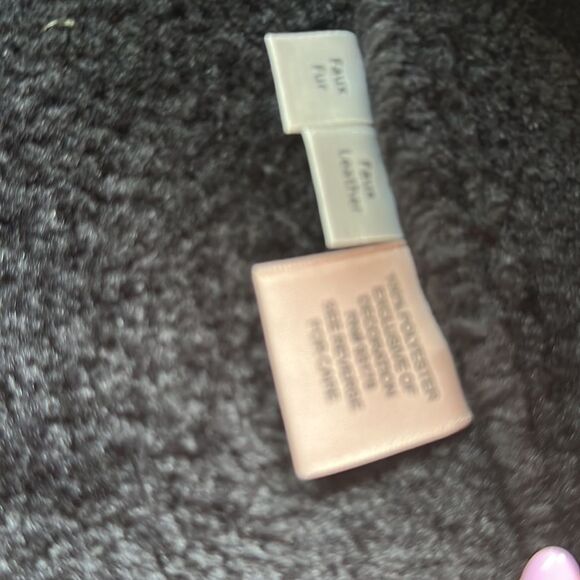 Beautiful black jacket - Picture 5 of 5